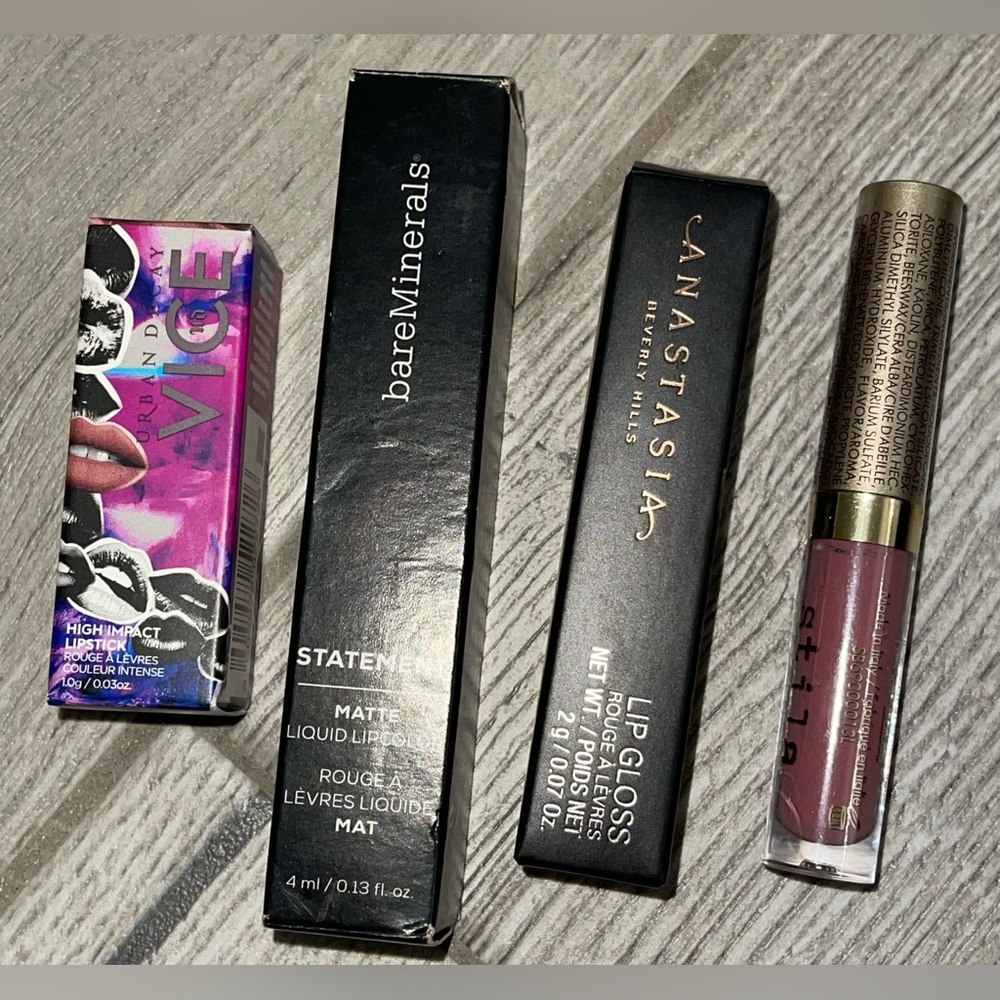 16 Piece High End Makeup Bundle 💋💄 - Picture 7 of 13